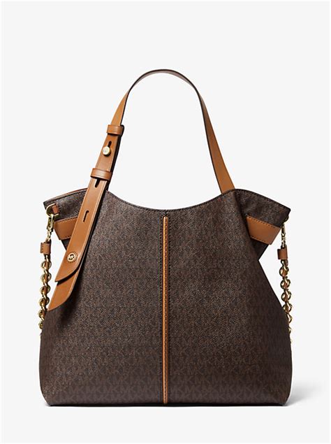 Downtown Astor Large Logo Shoulder Bag 